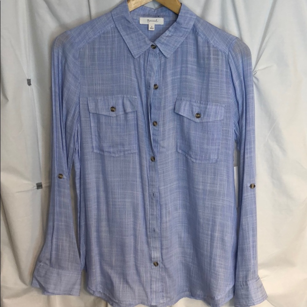 Button down top - Picture 3 of 11